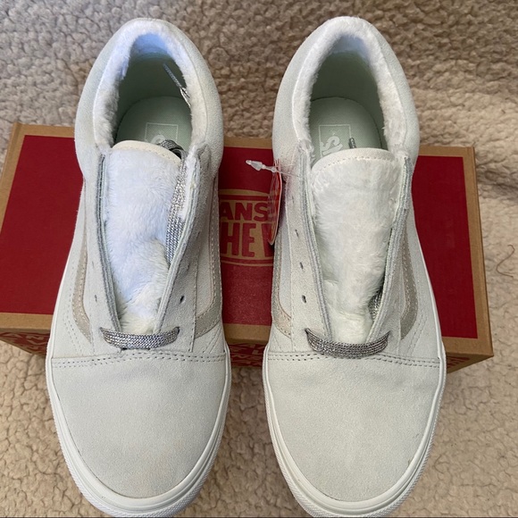 NWT Vans Old School Faux Shearling Lined Sneakers - Picture 6 of 10